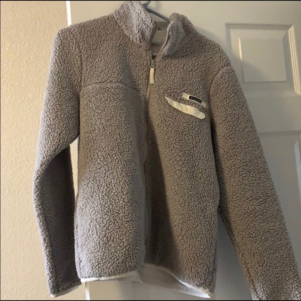 Full zip Columbia jacket